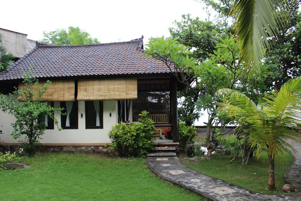 Jukung Bali Bungalow Amed Buitenkant foto